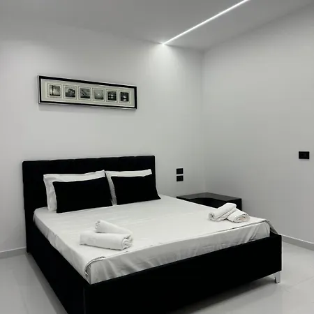 Flabela Apartment Vlorë